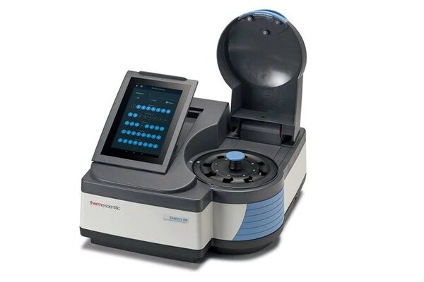ESPECTROFOTÓMETRO UV-VIS
